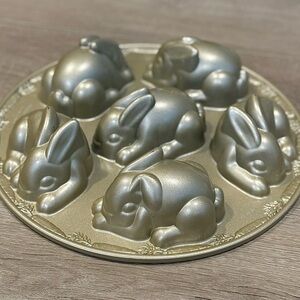 Nordic Ware Gold Bunny Cakelet Pan
